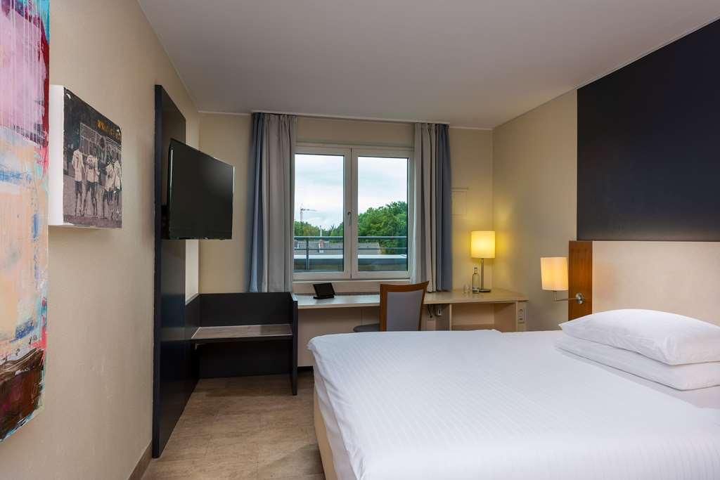 Essential By Dorint Koeln-Junkersdorf Hotel Room photo